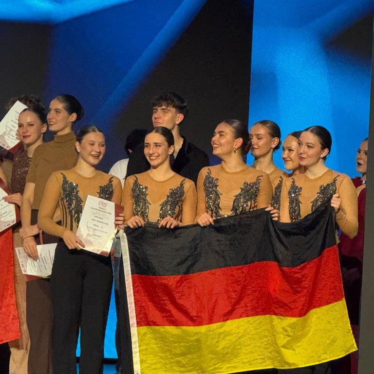 b0d39e55-b0dc-45db-8788-23879566e00a