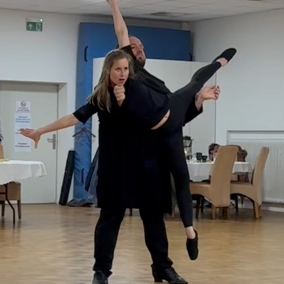 Sequenz 01.00_00_27_08.Standbild001