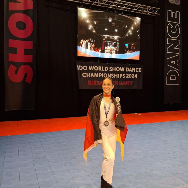 09853f0a-c2be-4452-97f5-3cba4506d59a