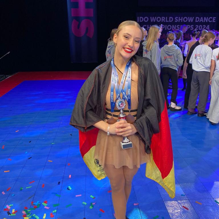 PHOTO-2024-11-25-20-57-01