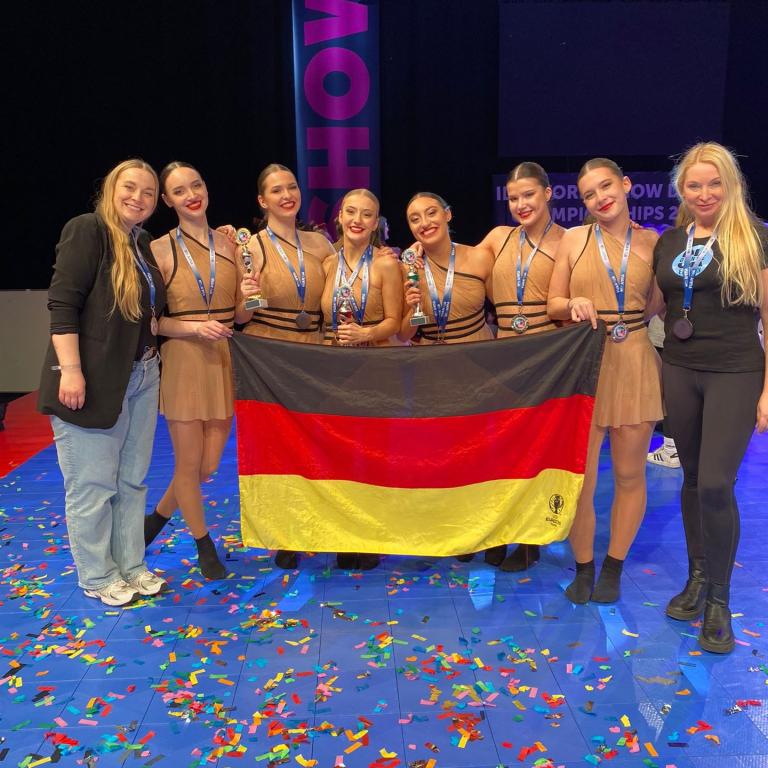 PHOTO-2024-11-25-20-57-02