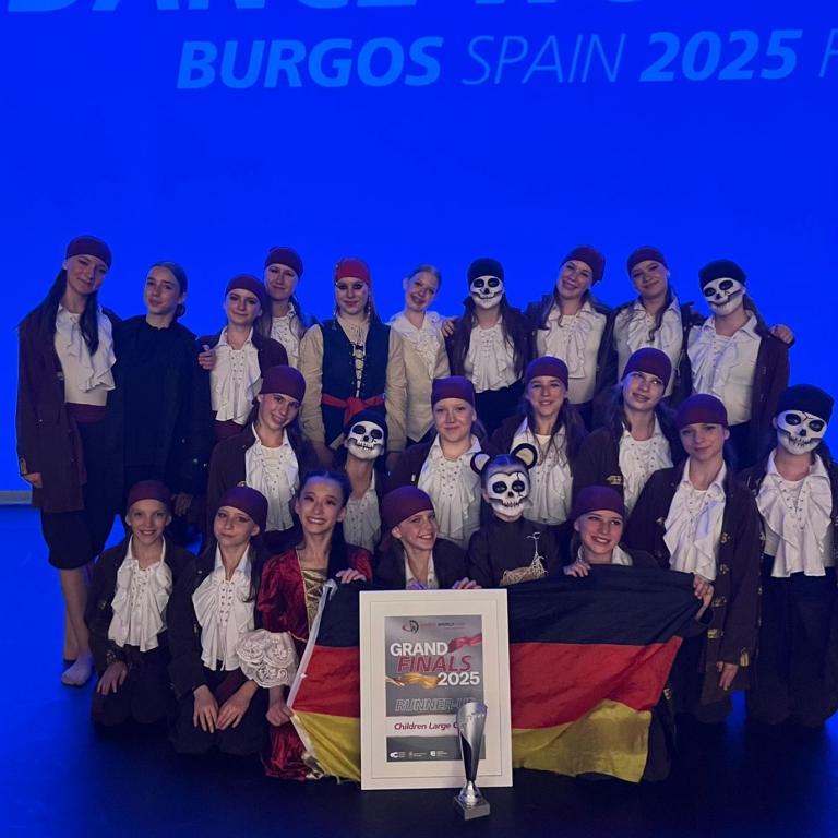 PHOTO-2025-07-08-23-32-10