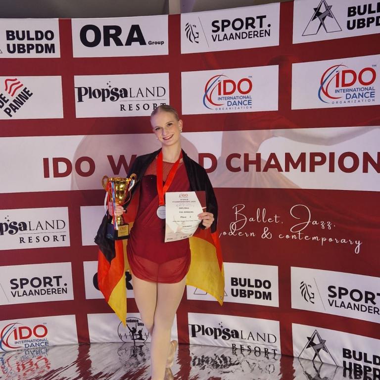 2449feba-b7b5-48e2-9c8e-62b7199aa3f0