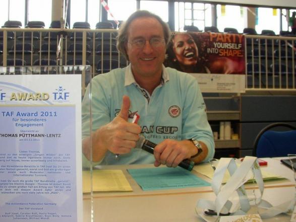 Überreicht an Thomas Püttmann-Lenz für seine besonderes Engagement