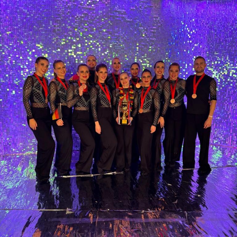 3344f553-e07d-4957-9b9c-04505965c903